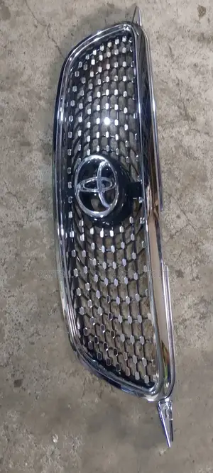 Front Grill For Toyota Corolla 2005