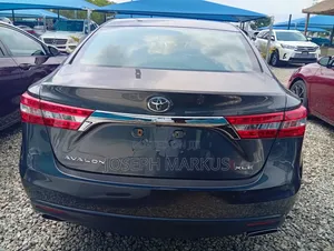 Toyota Avalon XLE 4dr Sedan (3.5L 6cyl 6A) 2015 Gray