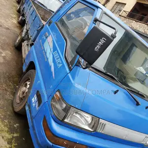 Direct Belgium Mitsubishi Truck