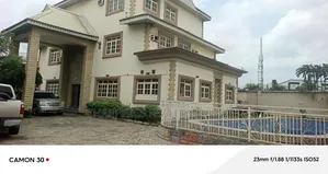 10bdrm Duplex in Ikeja GRA for sale