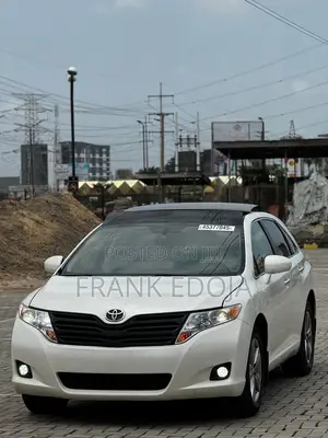 Toyota Venza V6 AWD 2010 White