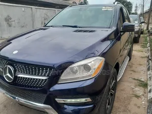 Mercedes-Benz M Class ML 350 4Matic 2013 Blue