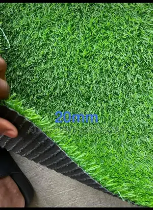 High Quality Cebtetic Artificial Green Grass Rug Size 20mm