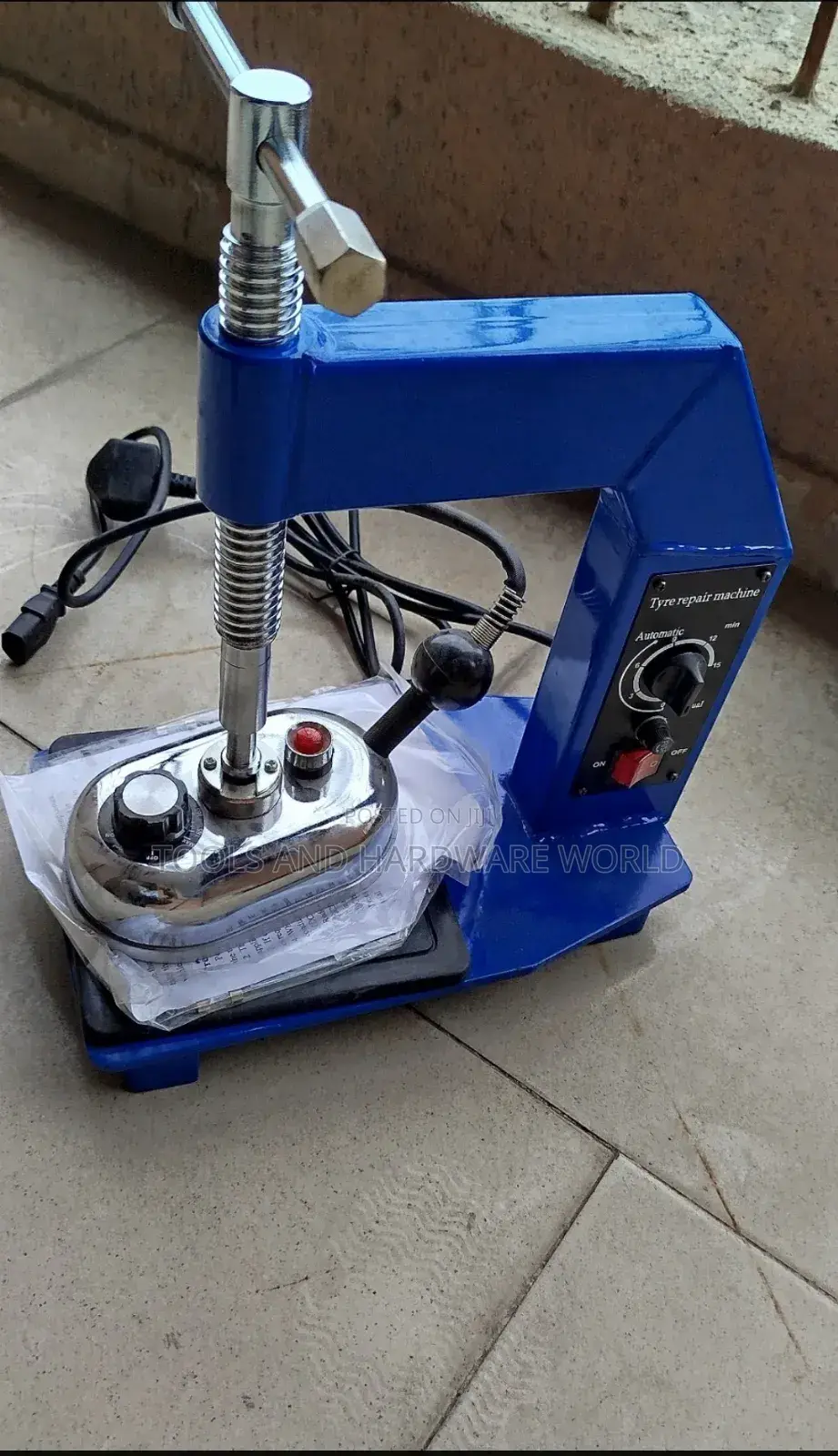 Tyre Repair Machine