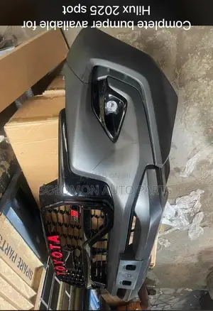 Front Bumper Toyota Hilux 2025