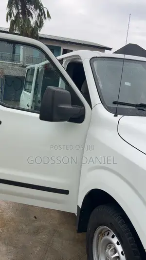 Neat Passenger Bus for Hiring