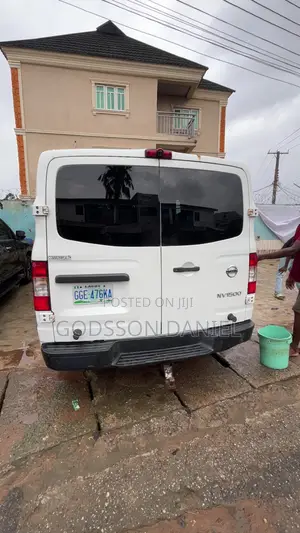 Neat Passenger Bus for Hiring