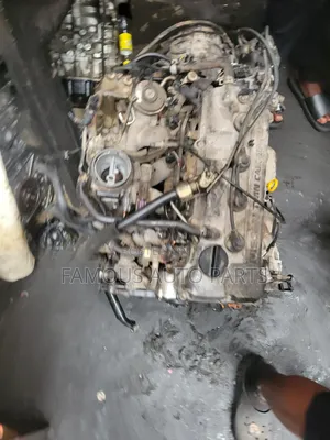 Almera Tino Nissan 2005
