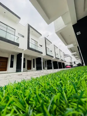 3bdrm Townhouse/Terrace in Ikota, Lekki for sale