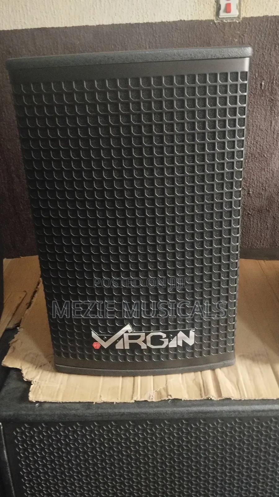 Powered Speaker