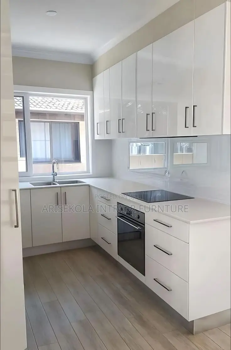 Arisekola Interior Designer
