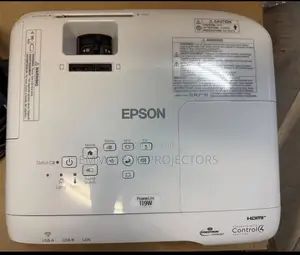 Brand New Projector 119w Projector  4000 Lumens Lekki Lagos, Ikeja,