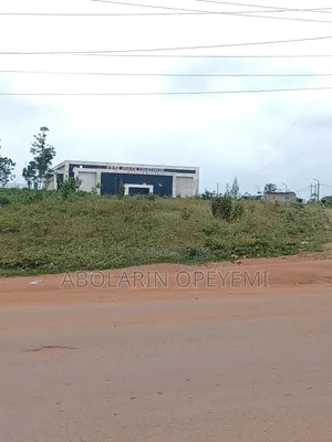 One Acre of Land Facing Federal Rd /Ogun State Tv/ Kemta/Ajebo Rd Abk