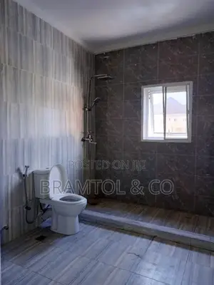 4bdrm Townhouse / Terrace in Durumi for rent
