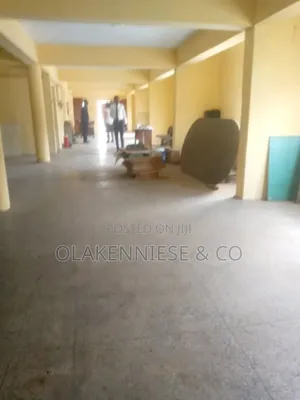 200sqm Ground Floor Open Plan Office Space