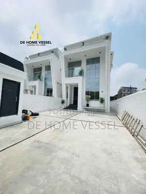5bdrm Duplex in Ologolo for sale