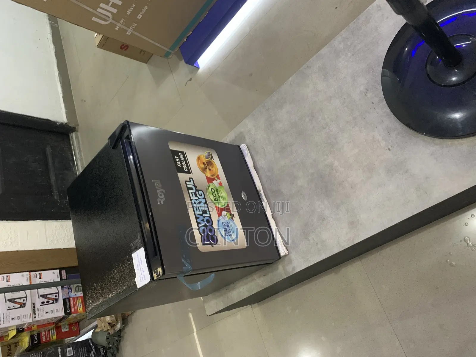 Refrigerator