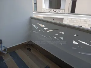 5bdrm Townhouse / Terrace in Parkview Estate for rent