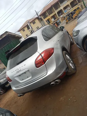 Porsche Cayenne Base 2013 Silver