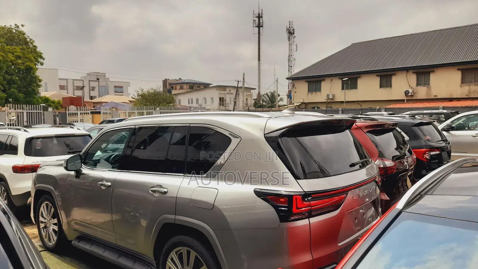 Lexus LX 2024 Green