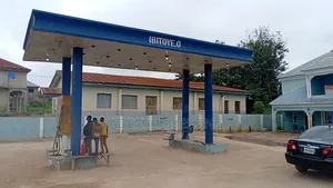 Filling Station