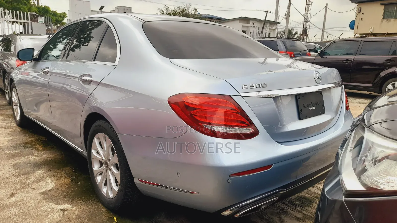Mercedes-Benz E300 2018 Blue