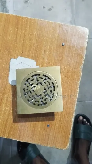 10*10 Gold Floor Drain