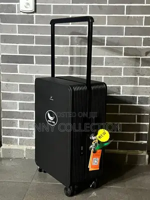 Luxury Set of 1 Leaves King Medium Size Luggage Traveling Box 24inh