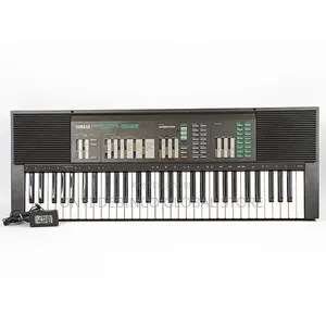 Yamaha PSR-32 60-Key Keyboard / Synthesizer With Power Supply
Uk Used