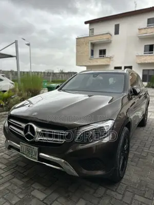 Mercedes-Benz GLC-Class 2016 Brown