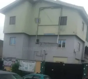 3bdrm Block of Flats in Ogudu Road for sale