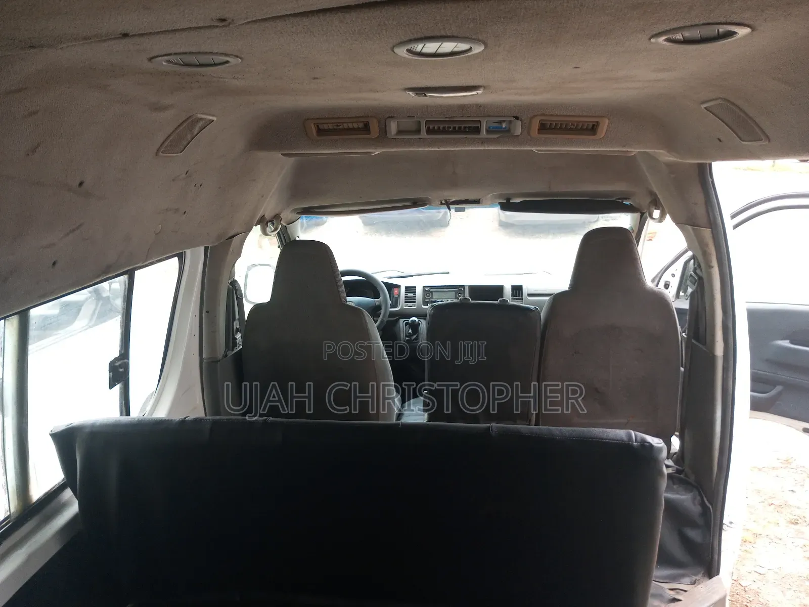 Toyota HiAce 2013 White
