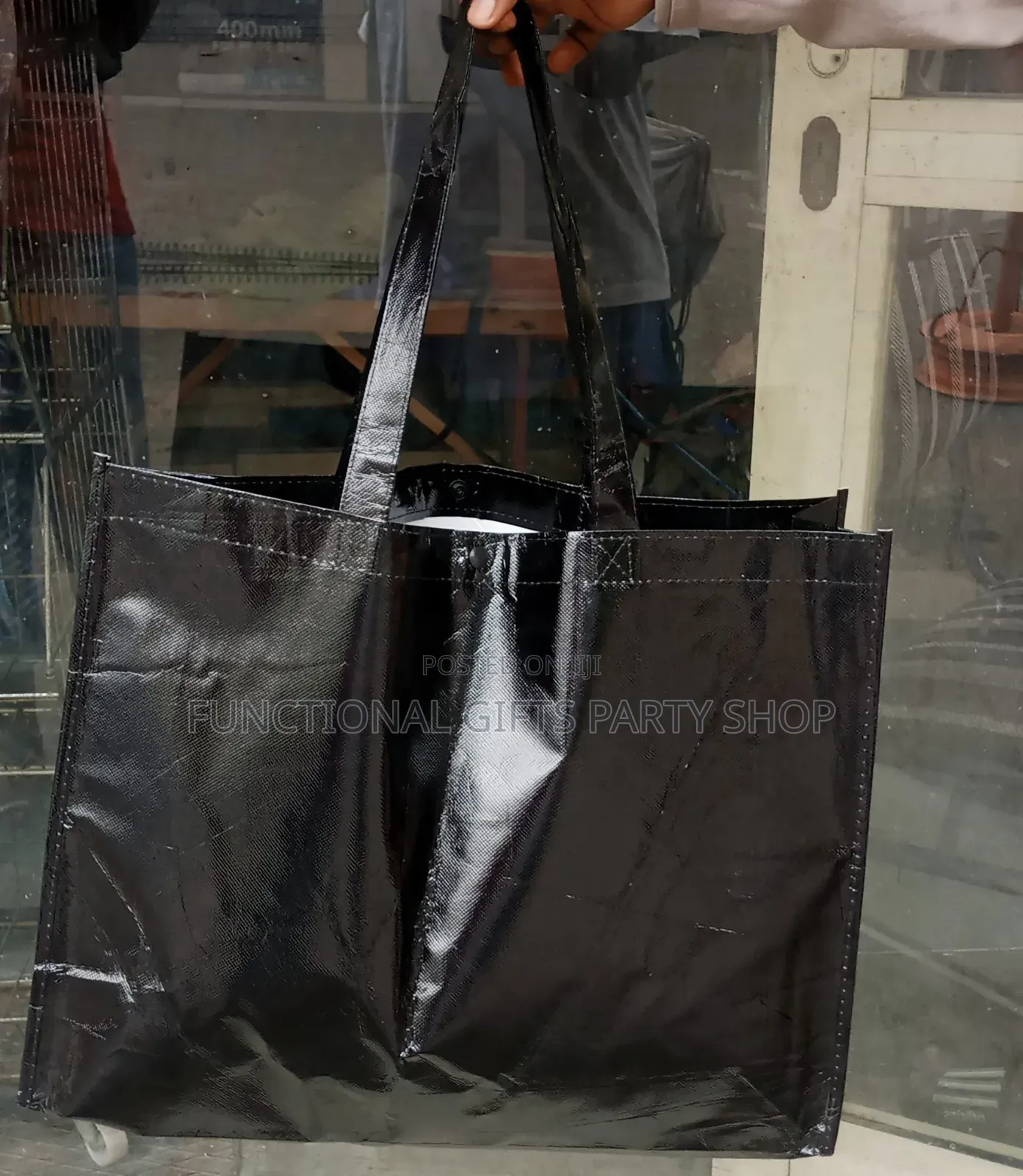 Black Shinning Bag