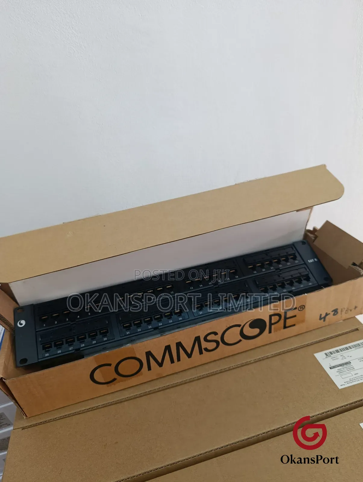 Commscope 48-Port Cat6 Patch Panel – 2u Rackmount Ethernet Module