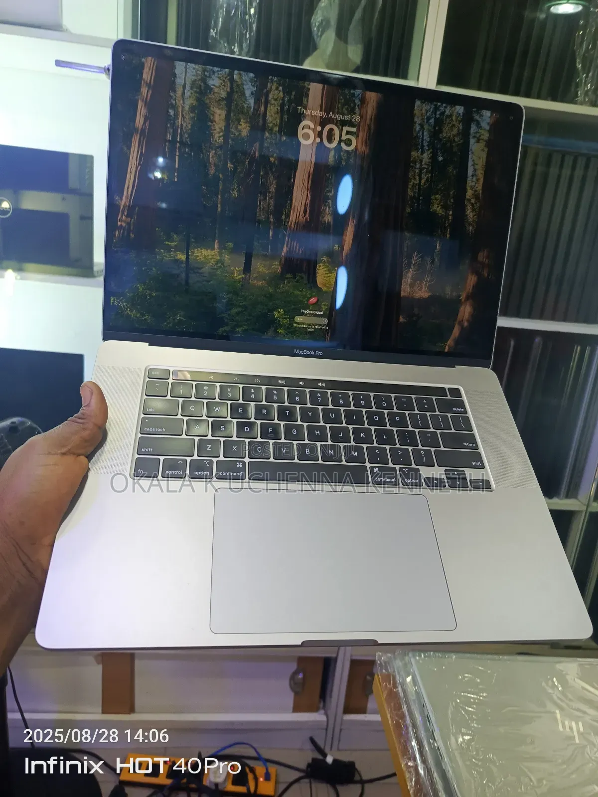 Laptop Apple MacBook Pro 2019 64GB Intel Core i9 SSD 1T