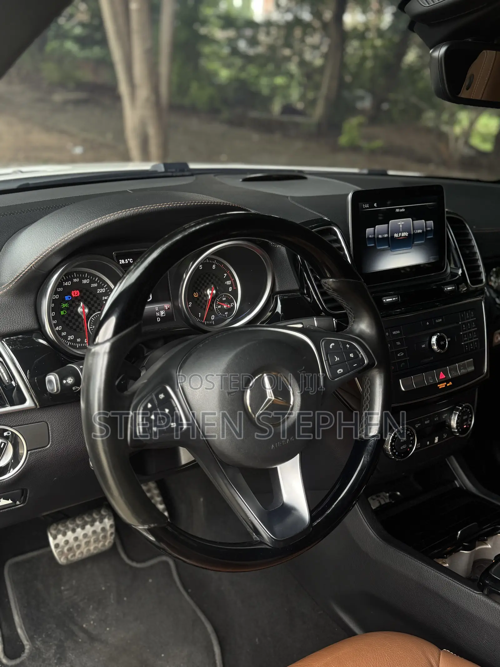 Mercedes-Benz GLE-Class 2017 White