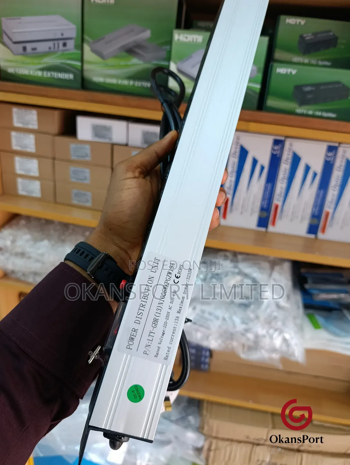 Pdu 1u 6-Way Power Distribution Unit – Rackmount 6 Outlets