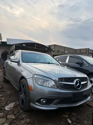 Mercedes-Benz C300 Sport Sedan AWD (3.0L 6cyl 7A) 2009 Gray