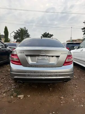 Mercedes-Benz C300 Sport Sedan AWD (3.0L 6cyl 7A) 2009 Gray