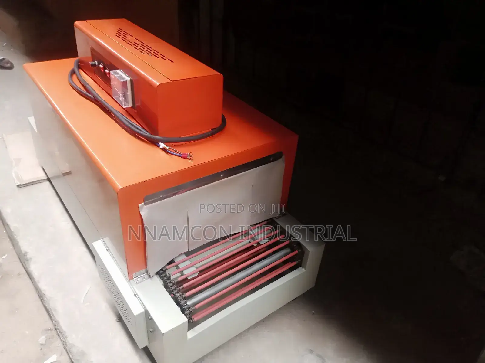 Semi Automatic Shrink Wrapping Machine