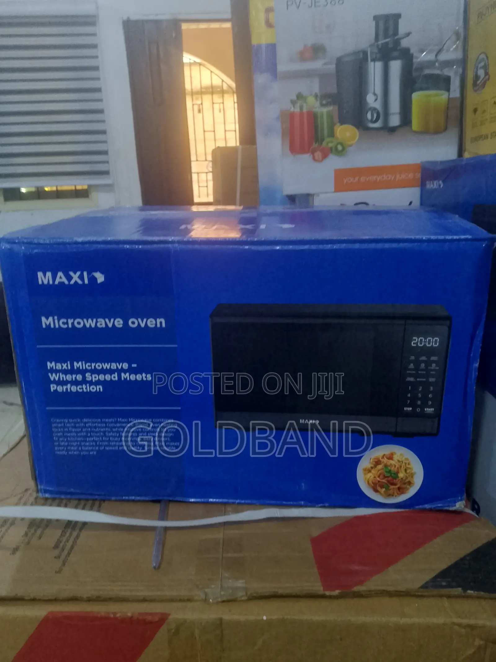 Maxi Digital Microwave – Sleek Powerful Kitchen Essential