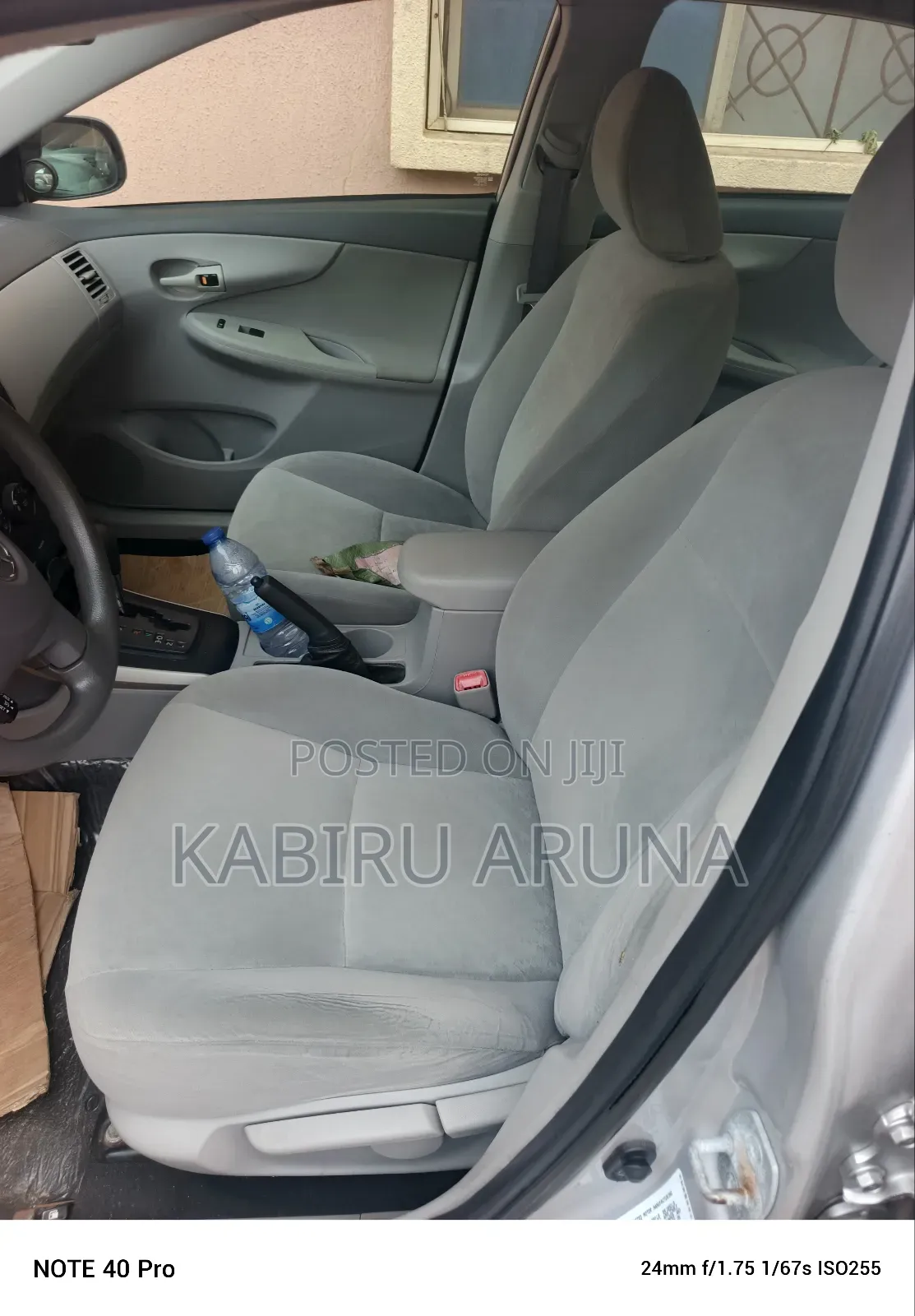 Toyota Corolla 2010 Silver
