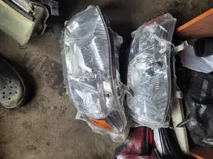 Headlight Toyota Highlander 2008