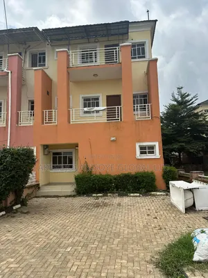 4bdrm Townhouse / Terrace in Gaduwa Abuja for rent