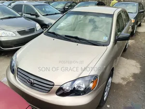 Toyota Corolla LE 2004 Gold