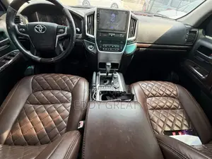 Toyota Land Cruiser 4.0 V6 GX 2010 Black