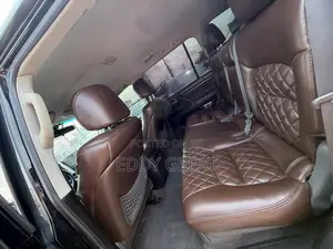 Toyota Land Cruiser 4.0 V6 GX 2010 Black