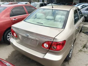 Toyota Corolla LE 2007 Gold