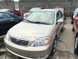 Toyota Corolla LE 2007 Gold