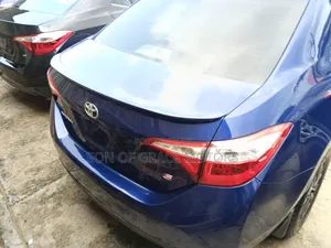 Toyota Corolla LE Eco Plus 4dr Sedan (1.8L 4cyl CVT) 2015 Blue